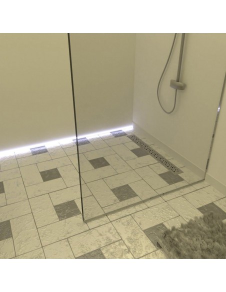 Elegantes Badkonzept In Schwarz - Weiß Mit Offener Walk - In Dusche, Linearem Ablauf Und Moderner Glaswand Auf Vinylboden