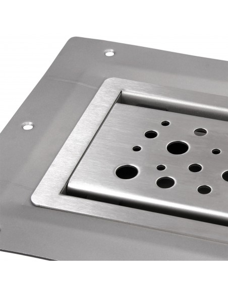 Anwendungsbeispiel: Dusche Mit Großformatigen Hellen Fliesen Und Seitlicher Glaswand