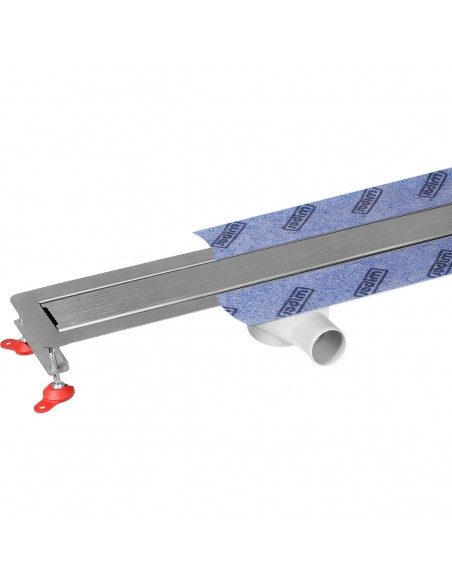 Modernes Duschkonzept Mit Hellem Mikrozementboden, Kombiniert Einer Badeinrichtung In Schwarz