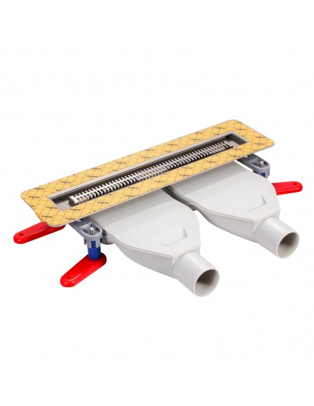 Offener Duschbereich Aus Mikrozement Im Industriellen Look Mit Integrierter Ablaufrinne Und Armaturen In Messing - Optik